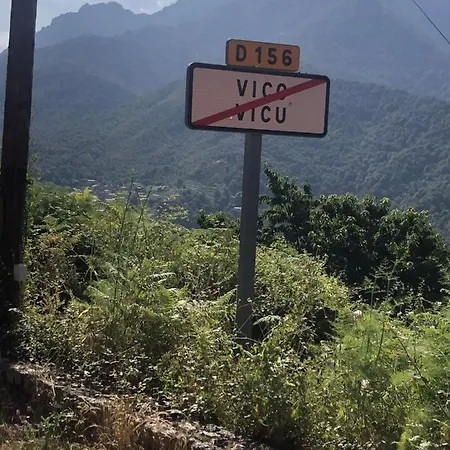 Calme, Montagne Et Maquis Sur La Vallee Du Liamone * Vico